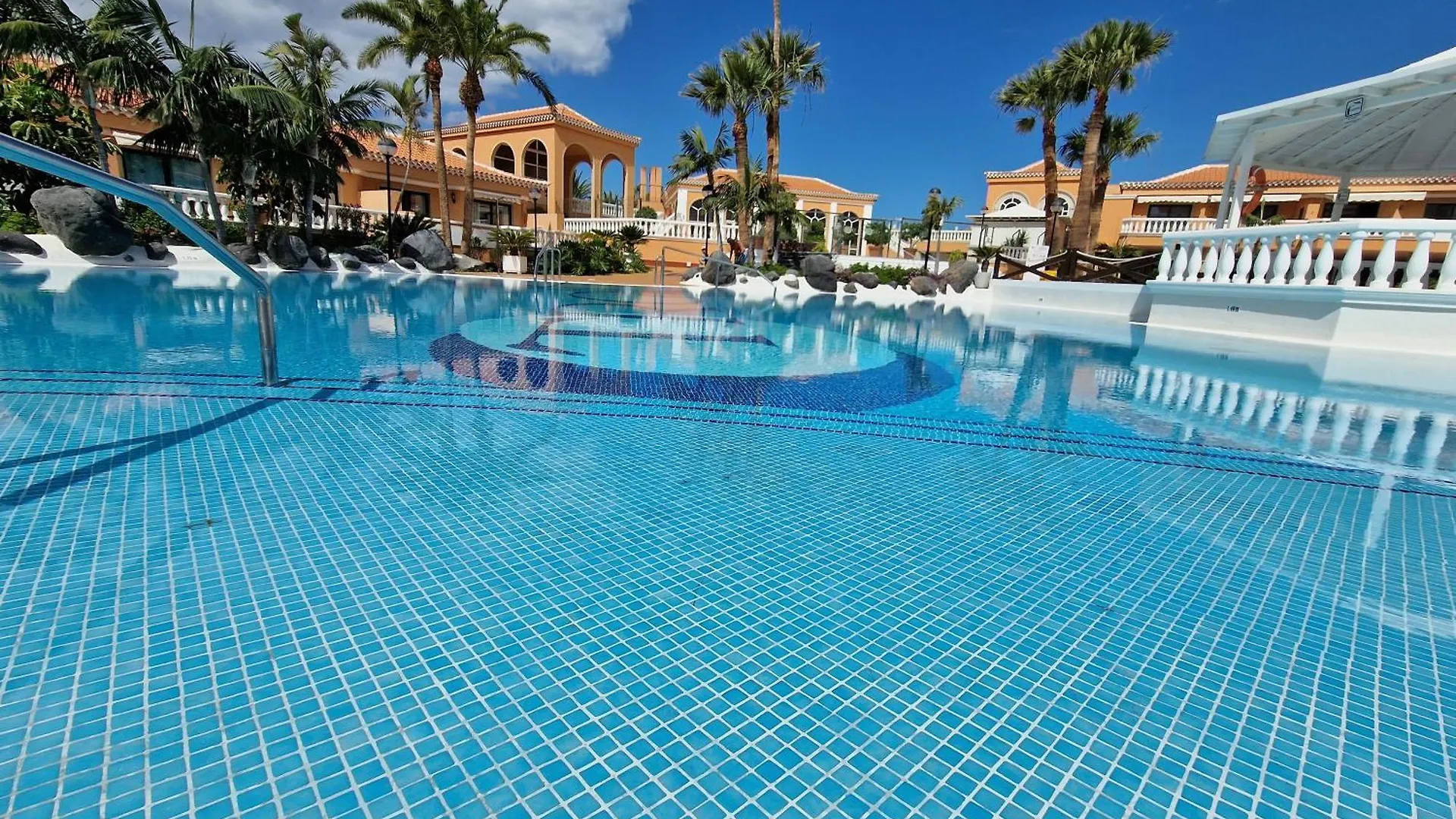 Appartamento Moderne Wohnung Mit Meerblick Und Pool Playa de las Americas