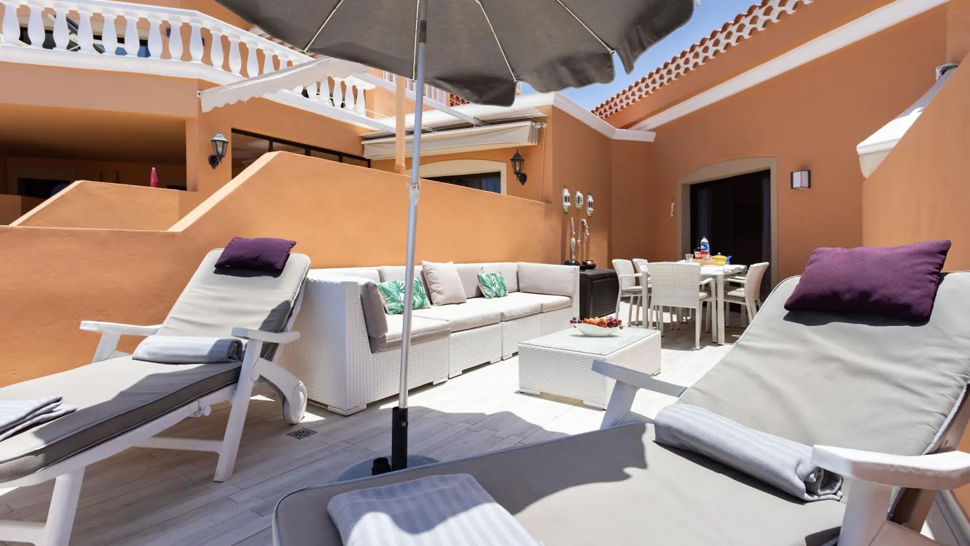 Moderne Wohnung Mit Meerblick Und Pool Playa de las Americas  Apartment